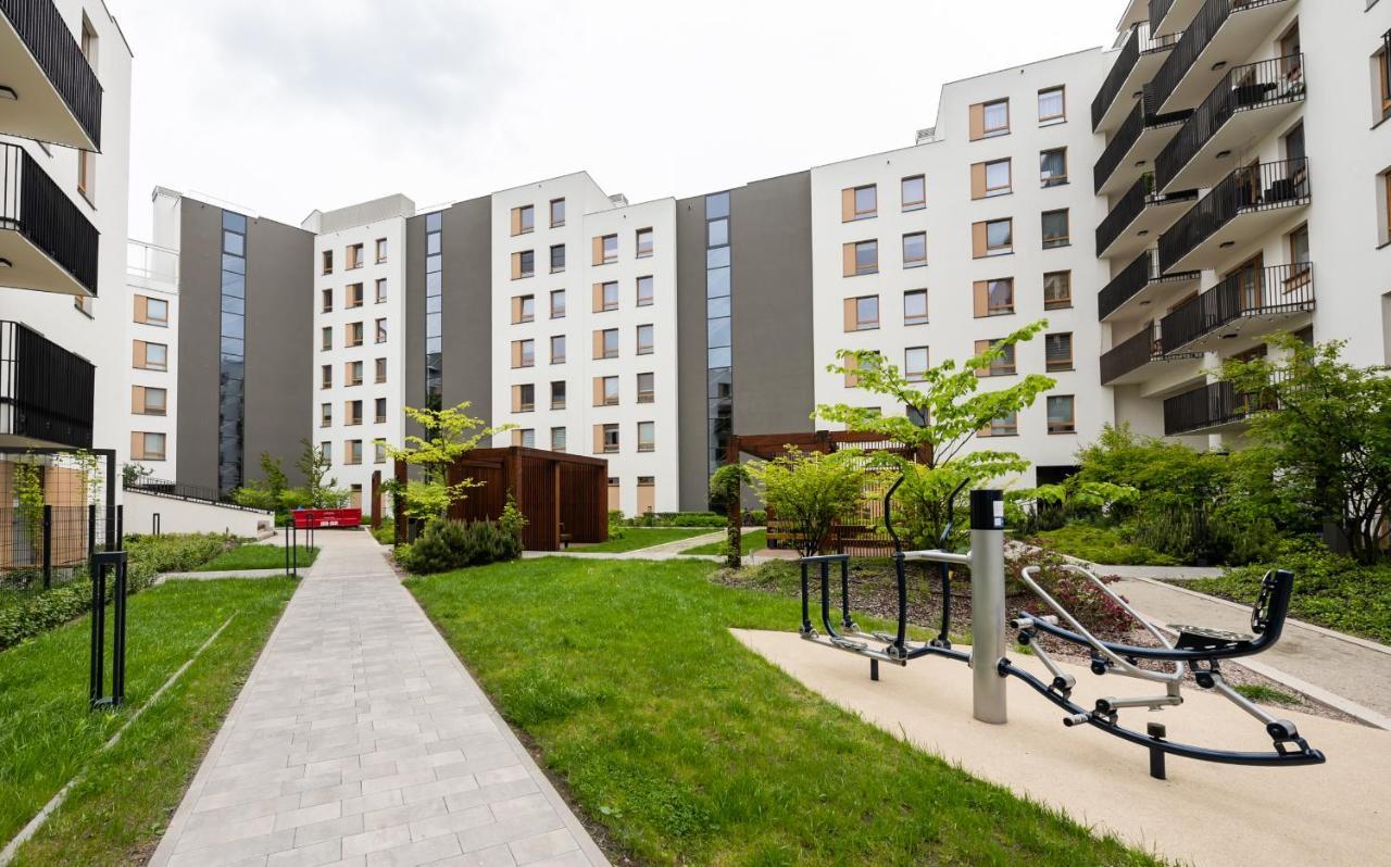 Wola Skwer Sunny Apartment Warsaw Exterior photo